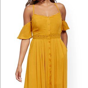 CROCHET-TRIM COLD-SHOULDER MAXI DRESS